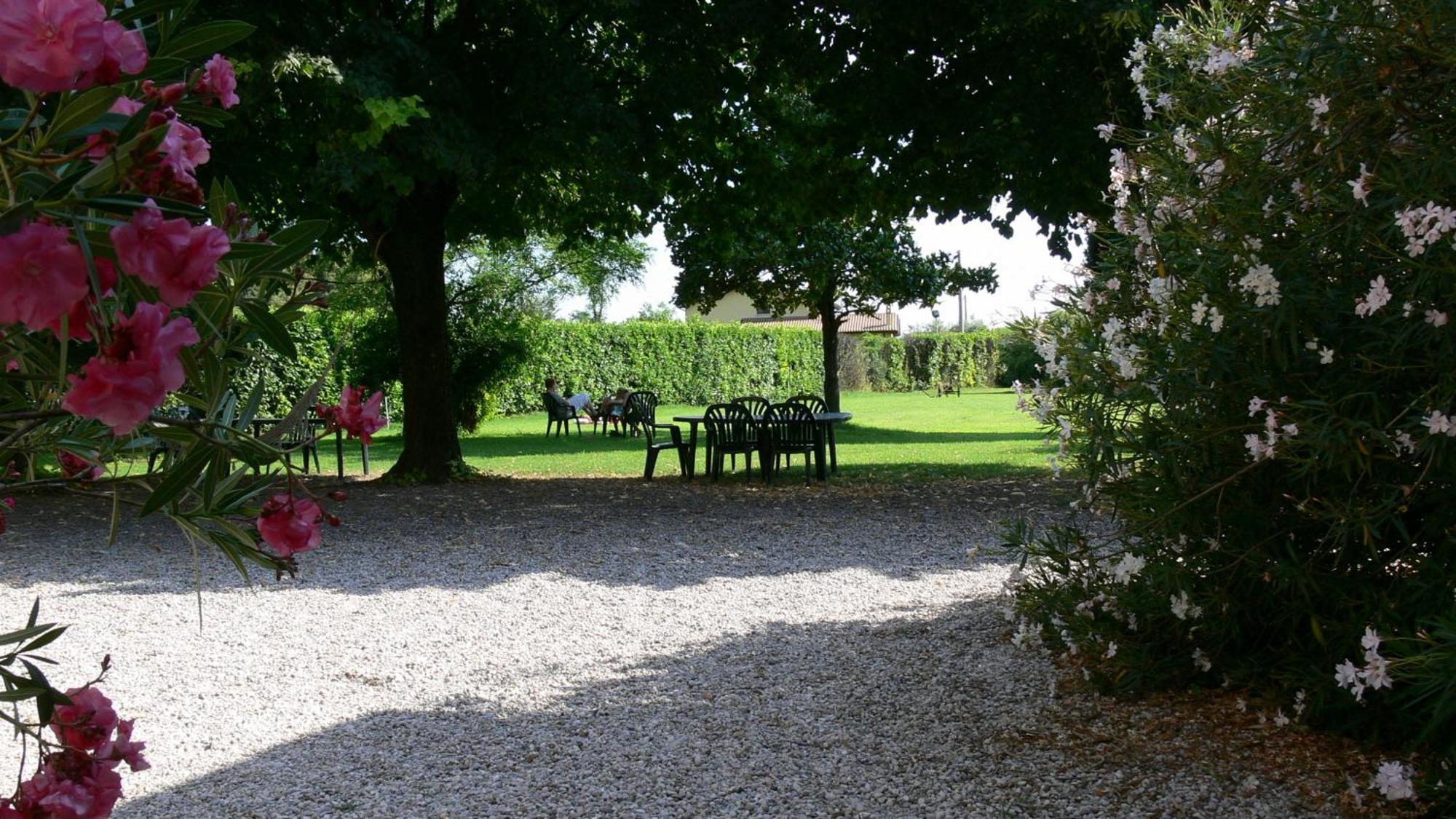 Tenuta Le Sorgive Agriturismo Солферино Екстериор снимка