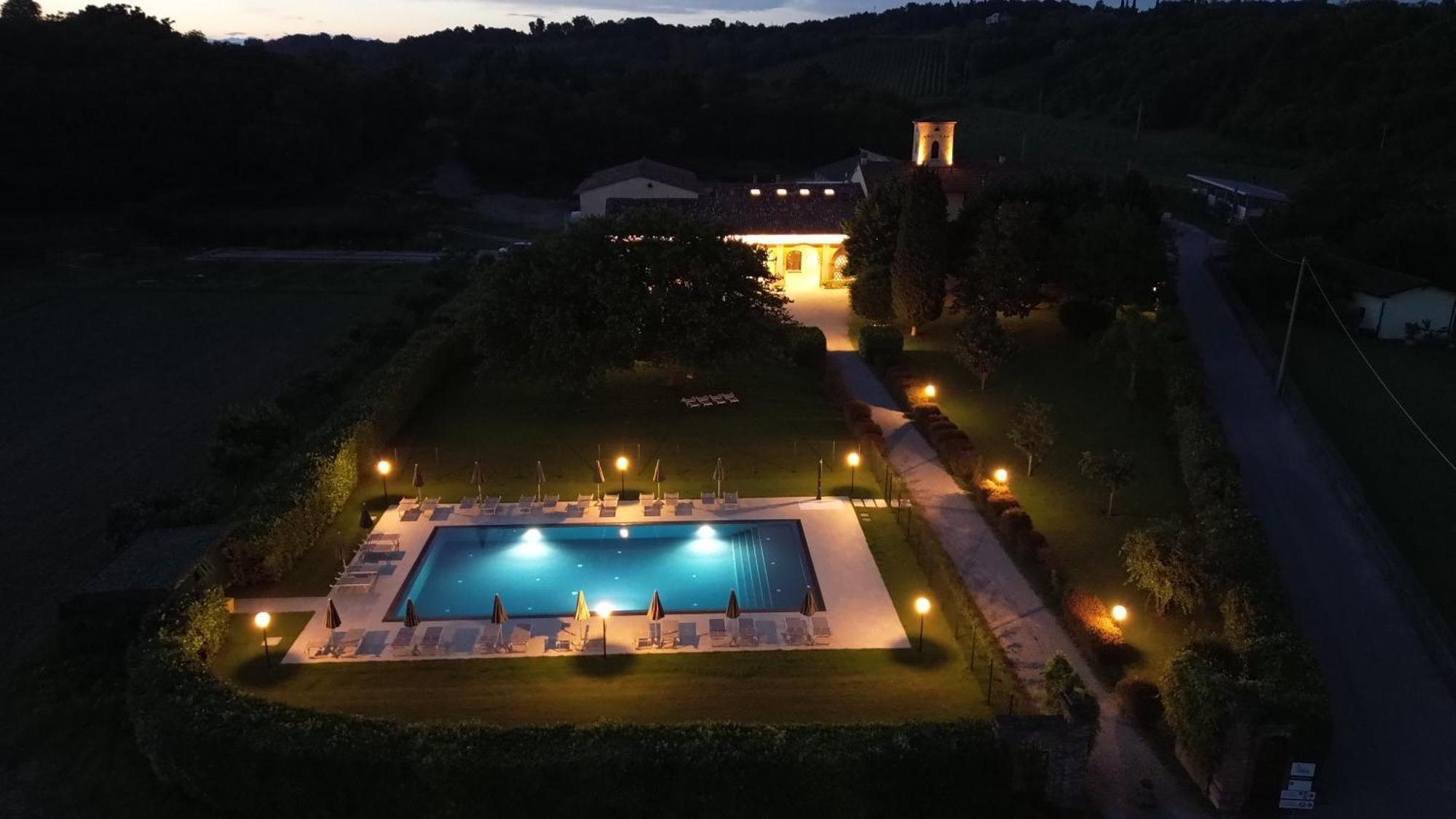 Tenuta Le Sorgive Agriturismo Солферино Екстериор снимка