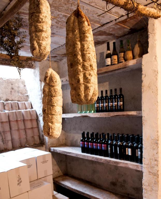 Tenuta Le Sorgive Agriturismo Солферино Екстериор снимка
